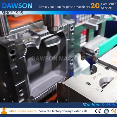 Macchina per lo stampaggio a soffiatura da estrusione di bottiglie in HDPE da 5L