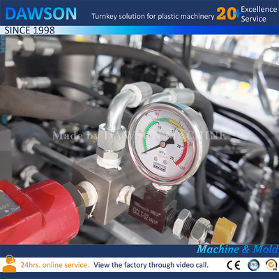 Materiale grezzo Plastico 20L Euro Adblue Canister Single Die Head Extrusion Moulding Making Machine