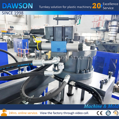 Full Automatic HDPE Plastic Jar Irrigare Cann Kettle Making Machine Plastic Garden Irrigare Cann La linea di produzione