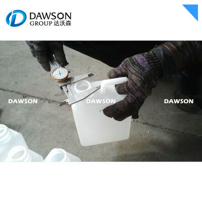 Macchina per soffiaggio estrusione da 6kw per riscaldamento a vite per taniche in HDPE PP, bottiglie di latte, lubrificanti, 5L, consumo d'aria 0.6