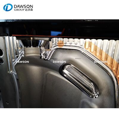 Consumo d'acqua 80 LMIN Extrusion Blow Molding Machine Mold Plate Dimensione 320 MM Ideale per la produzione di bottiglie di olio da 0 a 5L